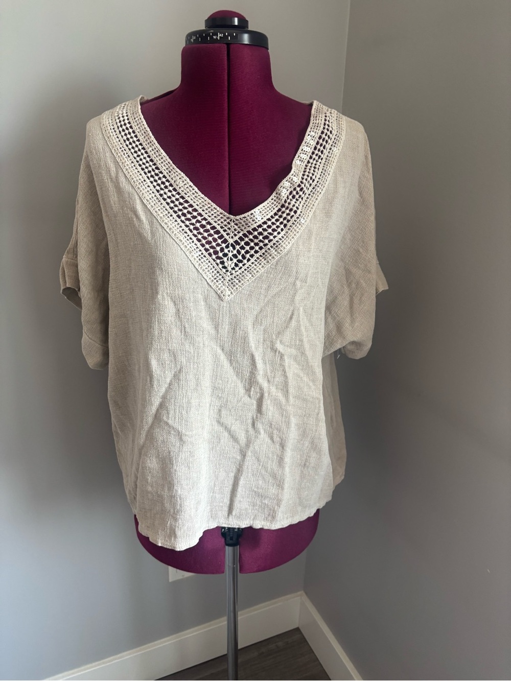 Relaxed Cream V-Neck Crochet-Trim Linen Tunics
